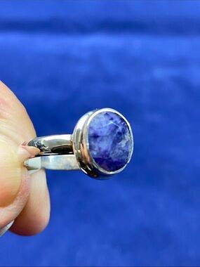 SPPHIRE IN SOLID STERLING SILVER 925 SIZE8
